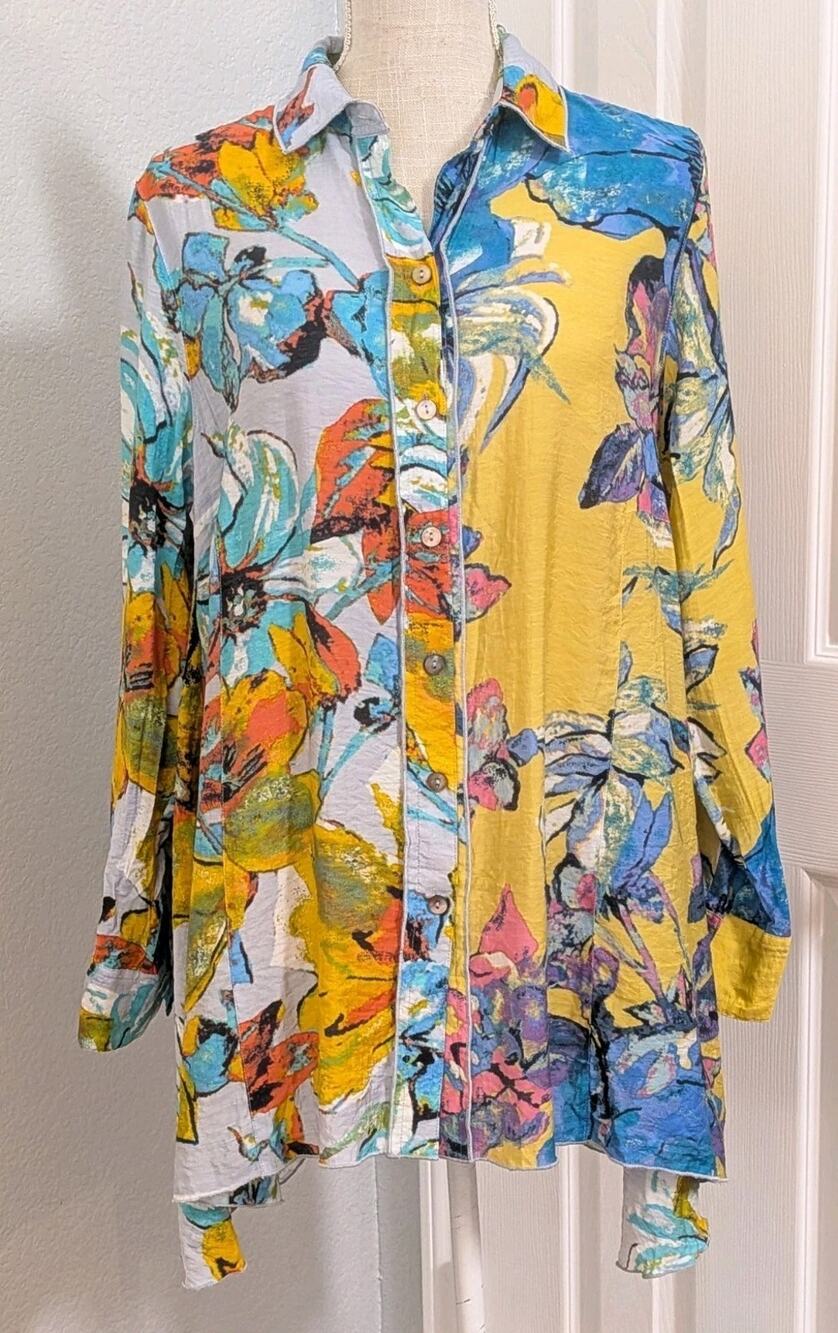 John Mark Women Small Sheer Tunic Blouse Abstract Floral Button Front Boho